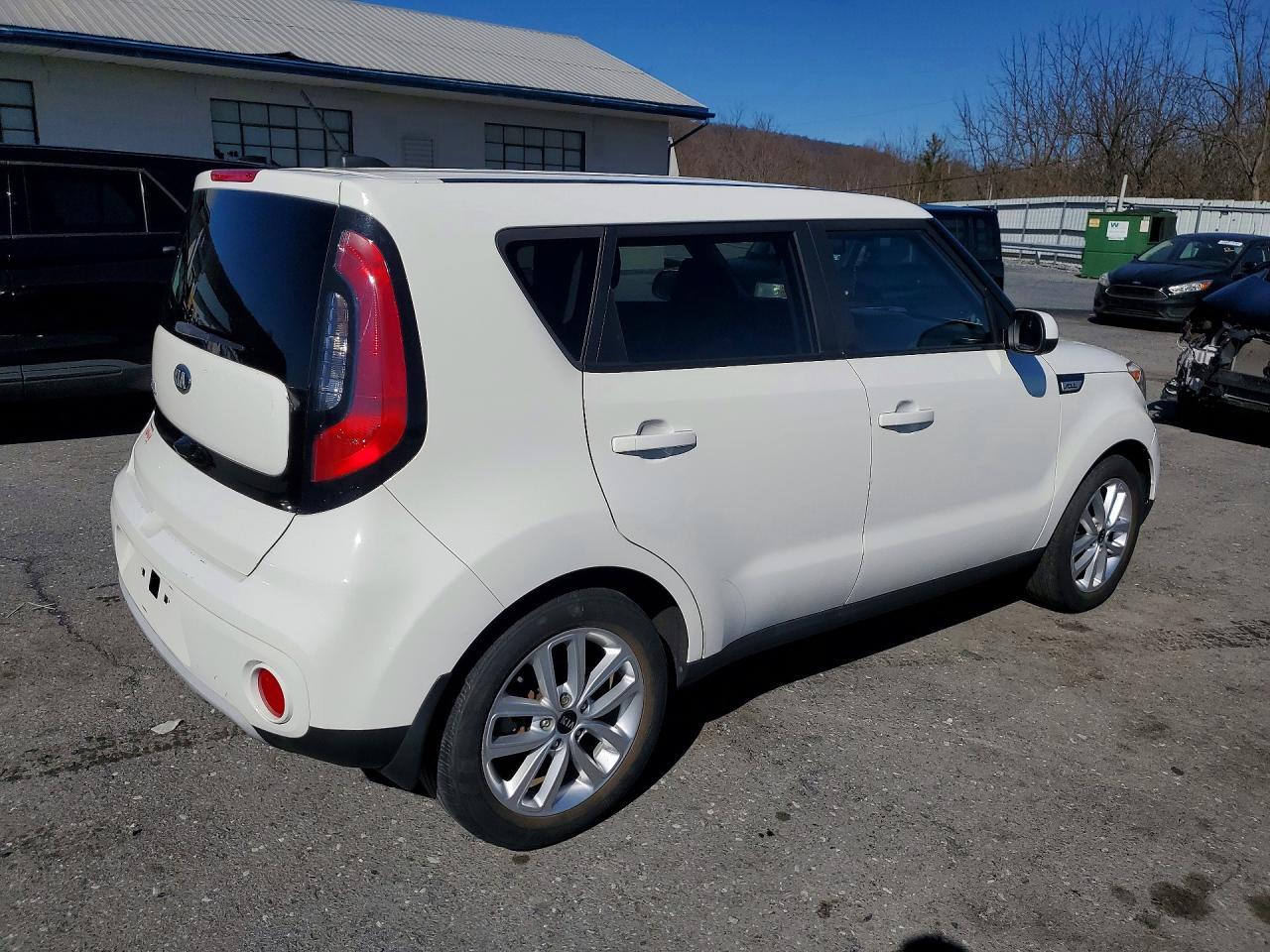 2019 Kia Soul + - Фото 3