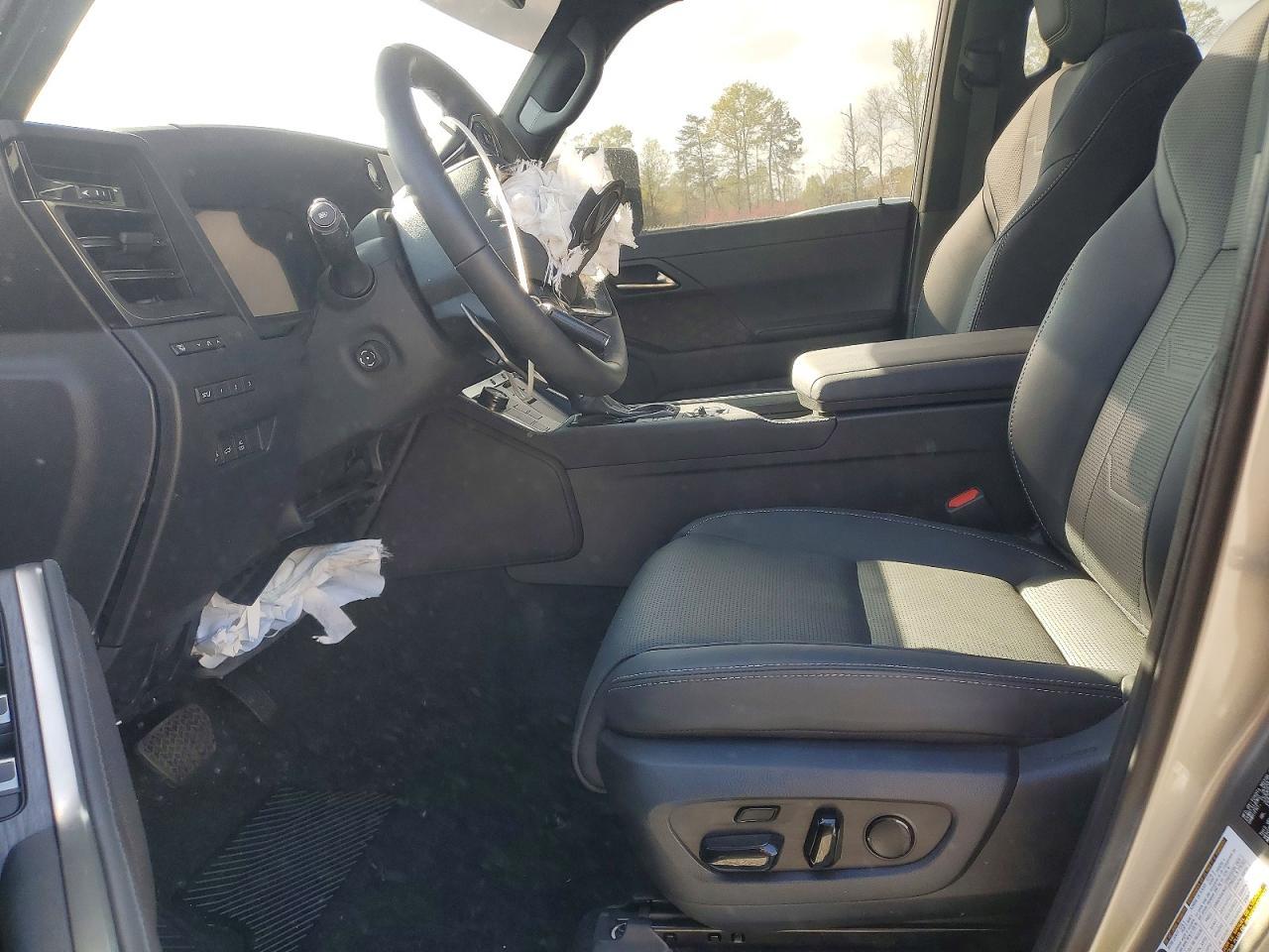 2025 Lexus Gx 550 Luxury - Image 7