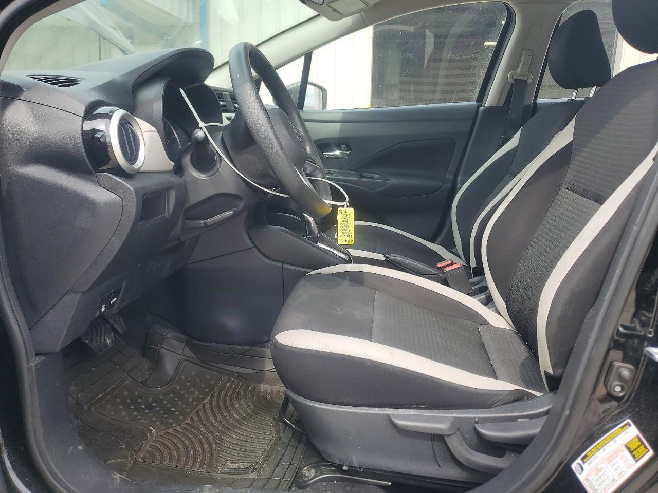 2021 Nissan Versa Sv - Image 7