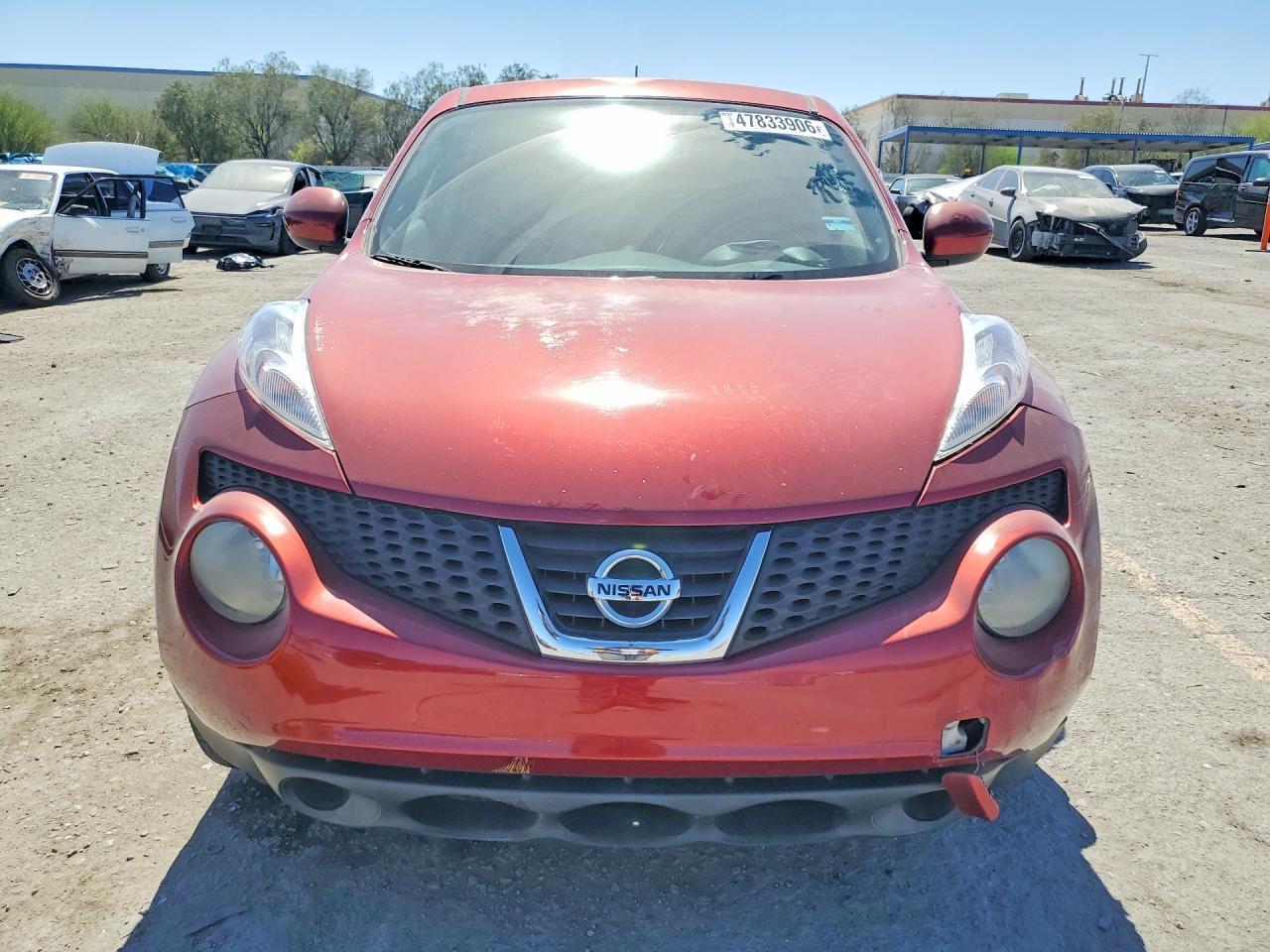 2014 Nissan Juke Sv - Image 5