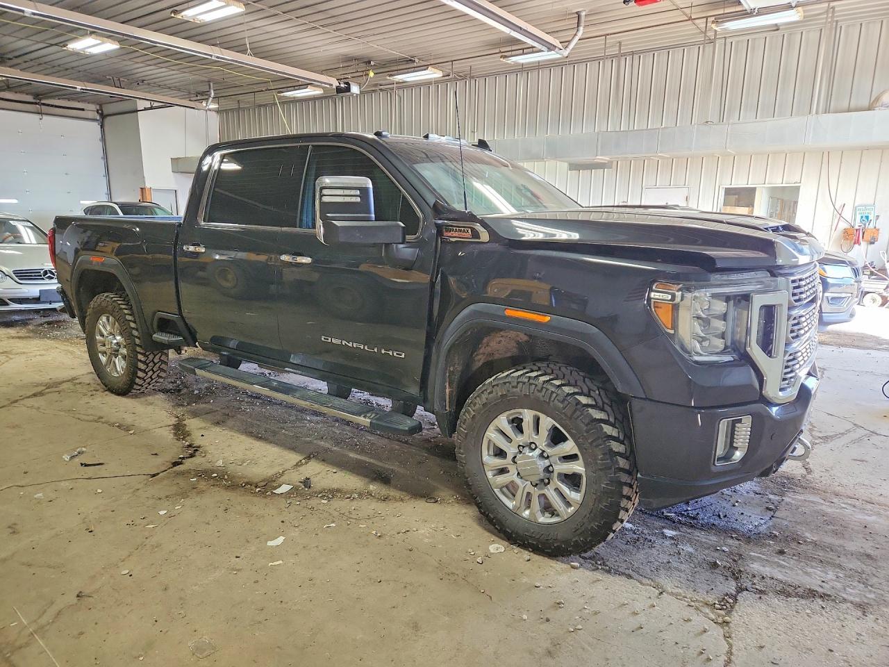 2020 GMC Sierra K2500 Denali - Image 4