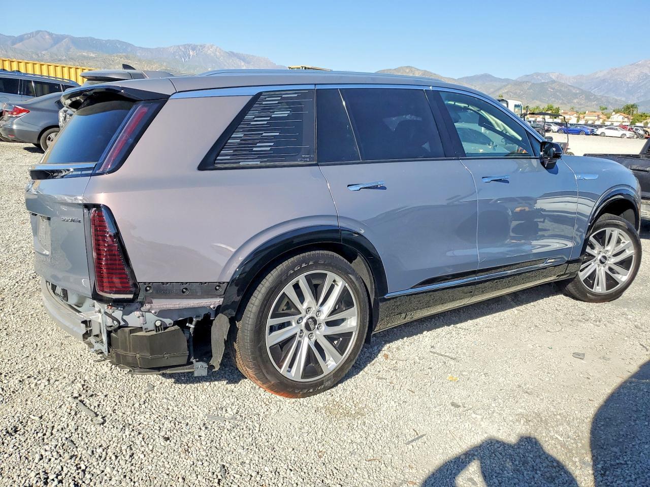 2026 Cadillac Vistiq Luxury - Фото 3