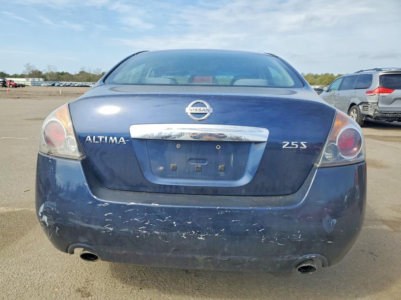 2010 Nissan Altima 2.5 - Image 6