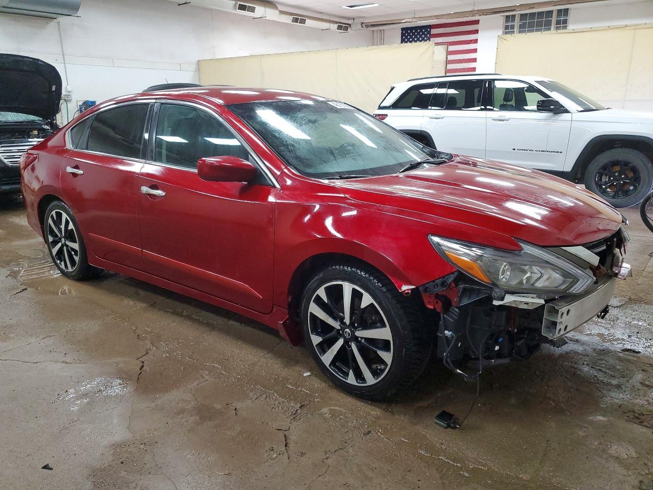 2018 Nissan Altima 2.5 Sr - Image 4