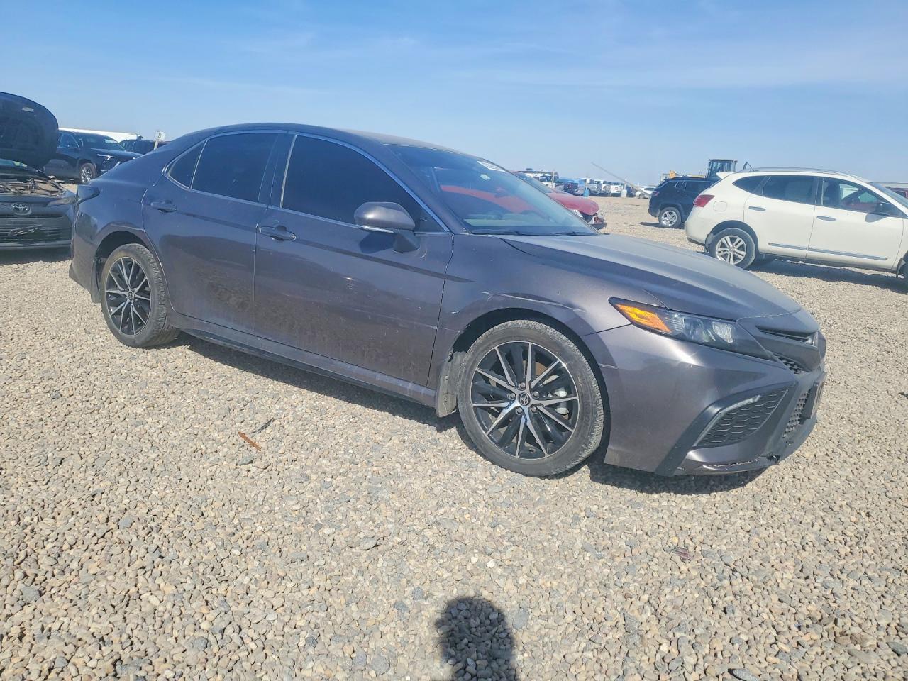 2024 Toyota Camry Se - Image 4