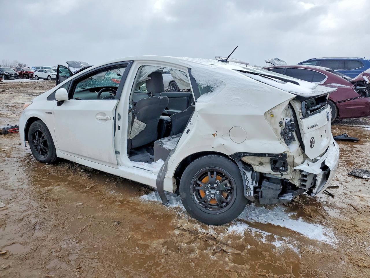 2013 Toyota Prius Three - Image 2