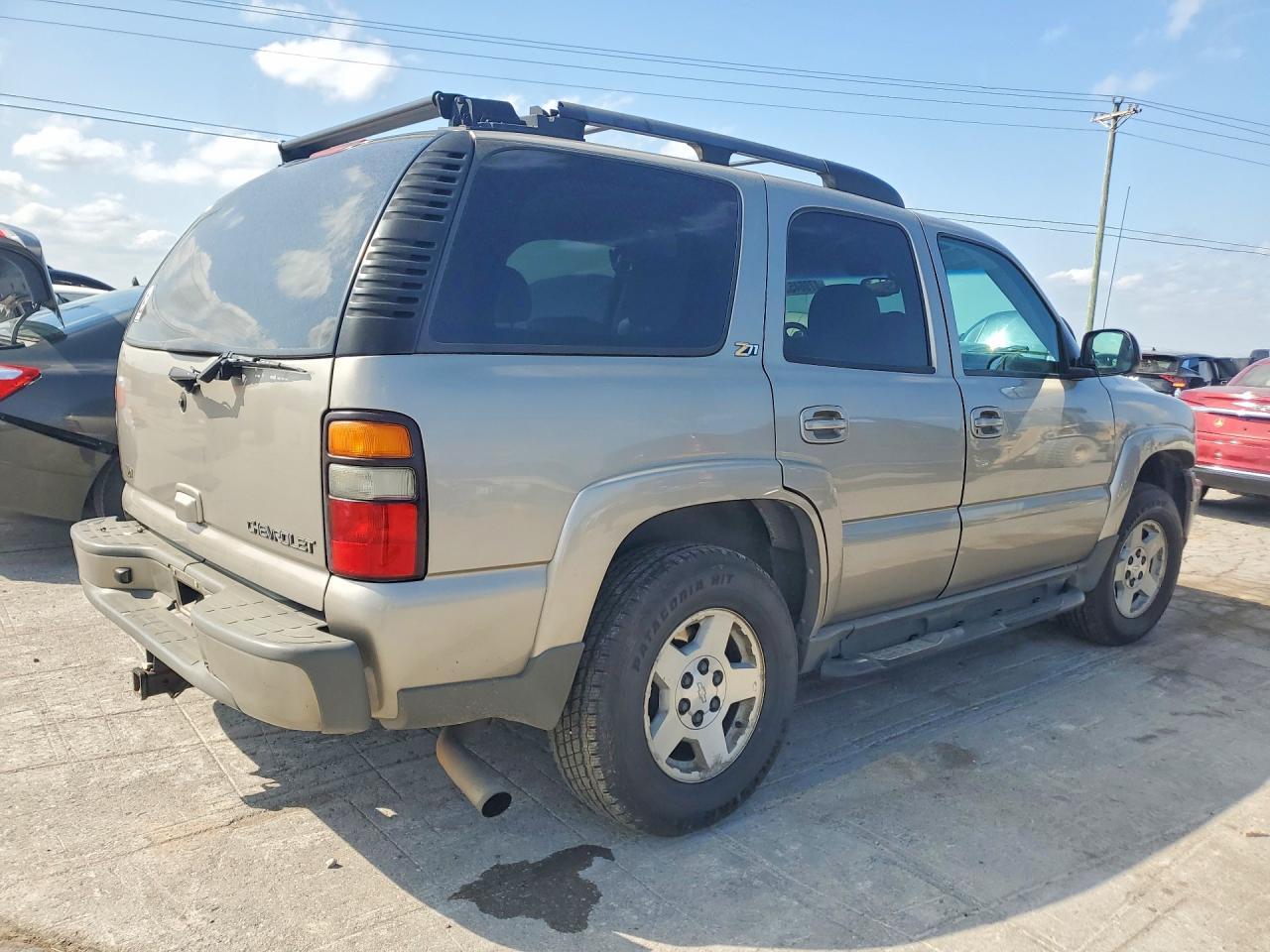2003 Chevrolet Tahoe K1500 - Image 3