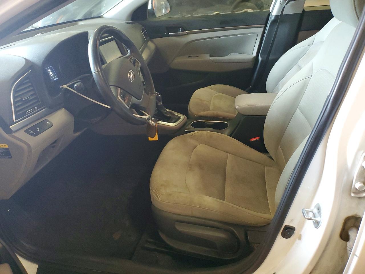 2017 Hyundai Elantra Se - Фото 7