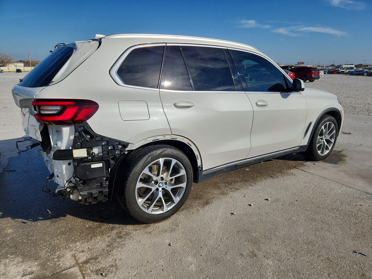 2020 BMW X5 xDrive40I - Фото 3