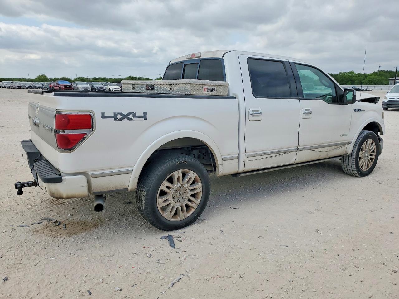 2011 Ford F150 Supercrew - Фото 3