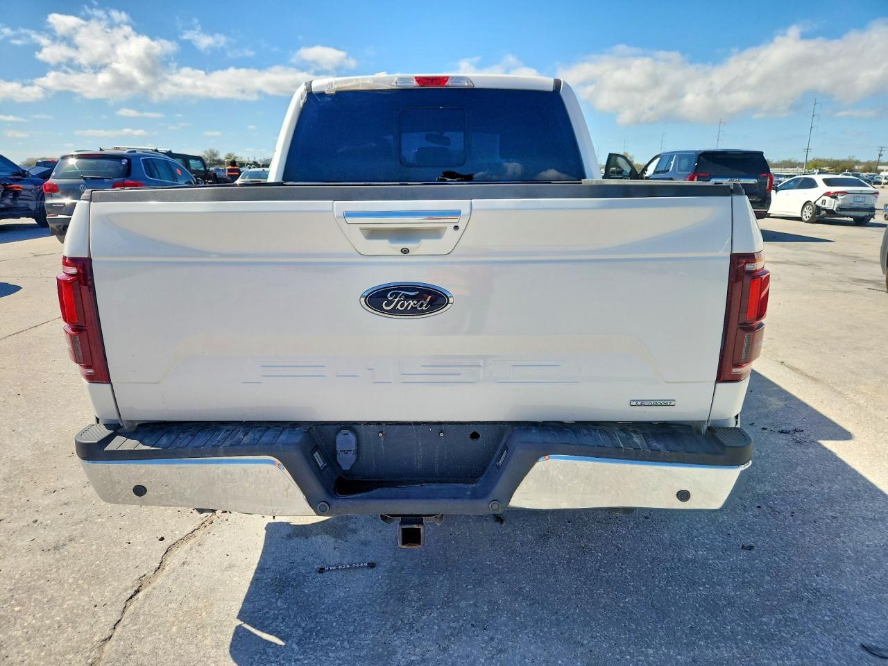 2018 Ford F150 - Фото 6