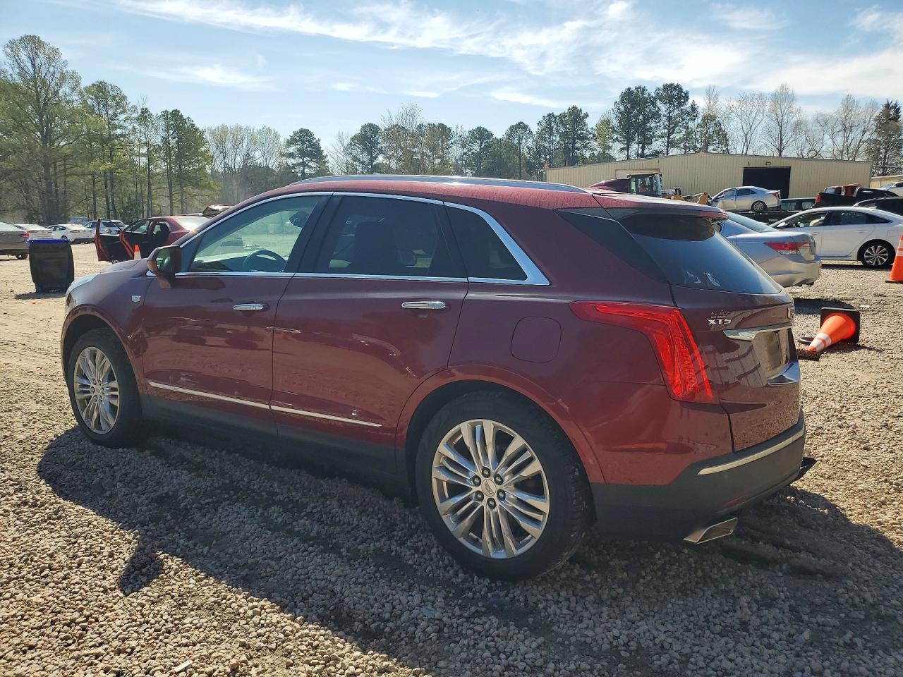 2017 Cadillac Xt5 Premium Luxury - Фото 2