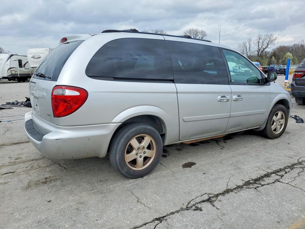 2006 Dodge Grand Caravan Sxt - Фото 3