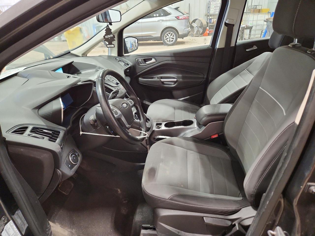 2015 Ford C-Max Se - Image 7
