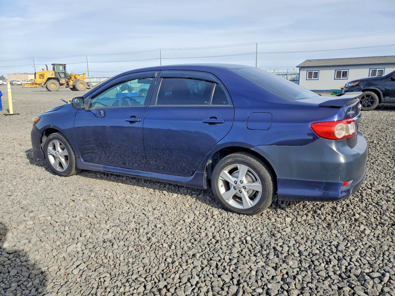2012 Toyota Corolla L - Фото 2