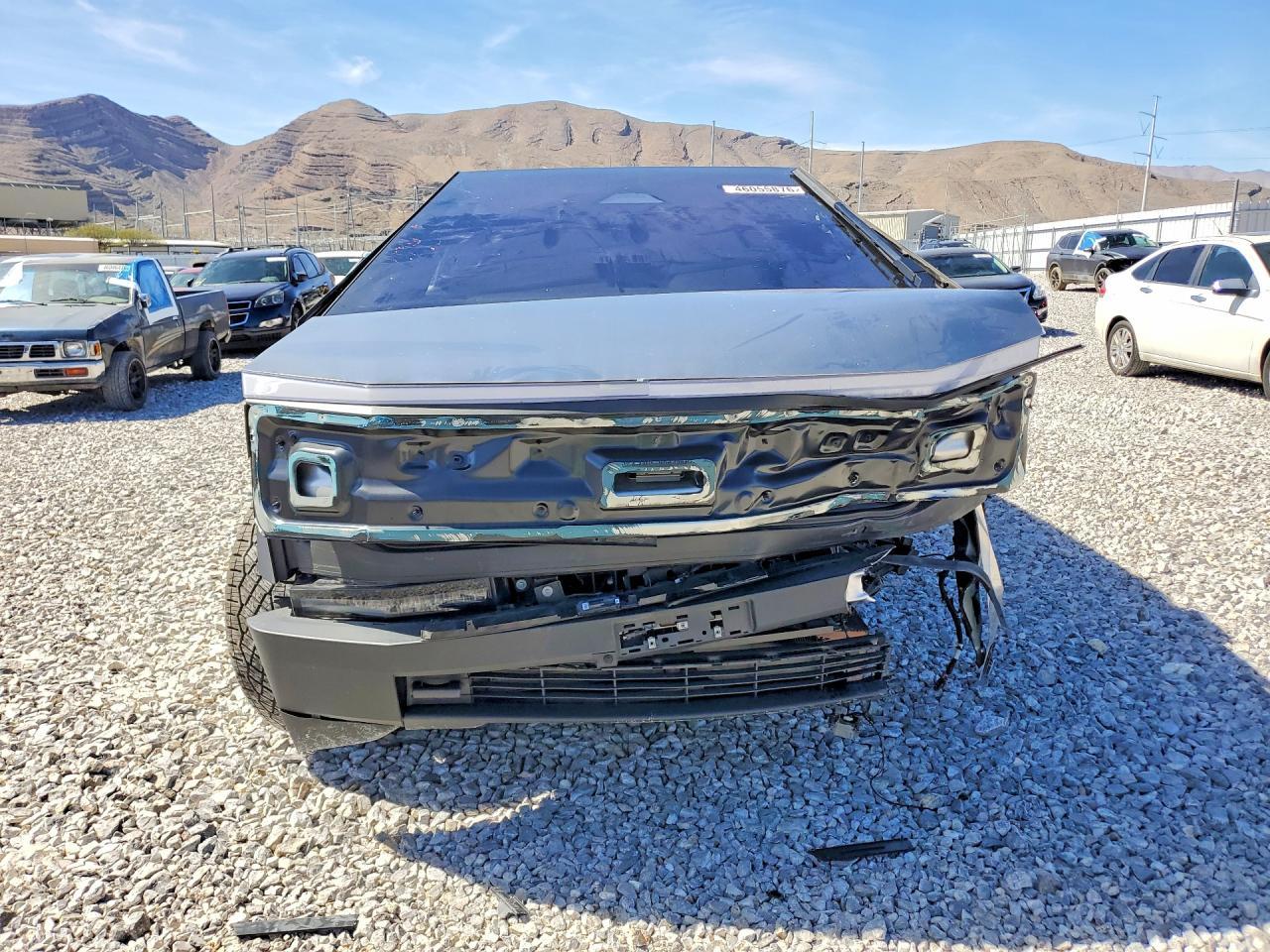 2025 Tesla Cybertruck - Image 5