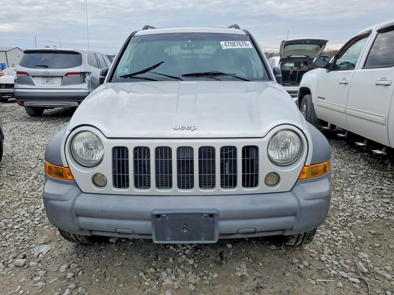 2005 Jeep Liberty Sport - Image 5