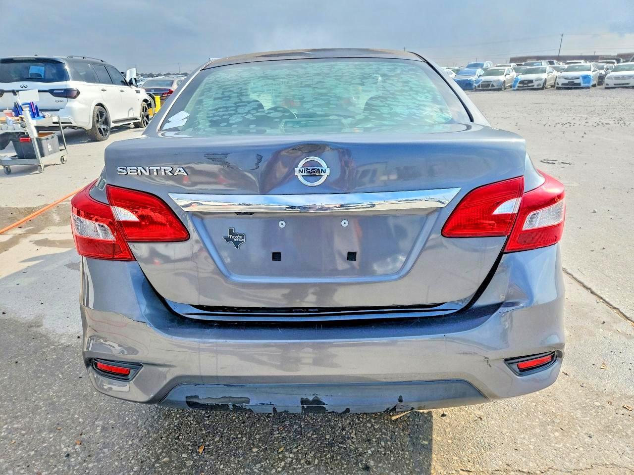 2018 Nissan Sentra S - Фото 6