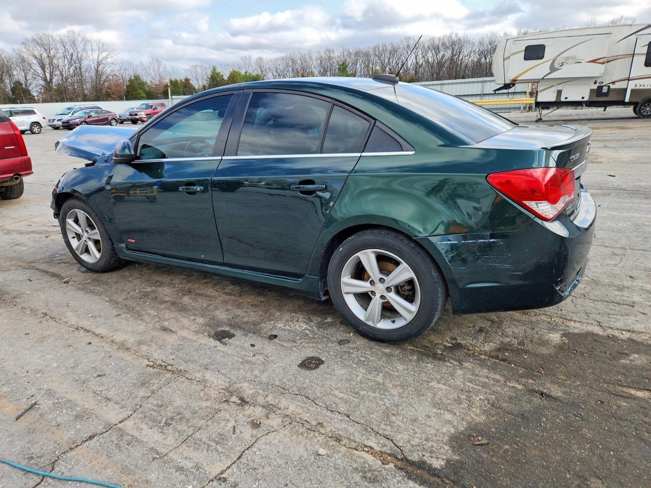 2015 Chevrolet Cruze Lt - Image 2