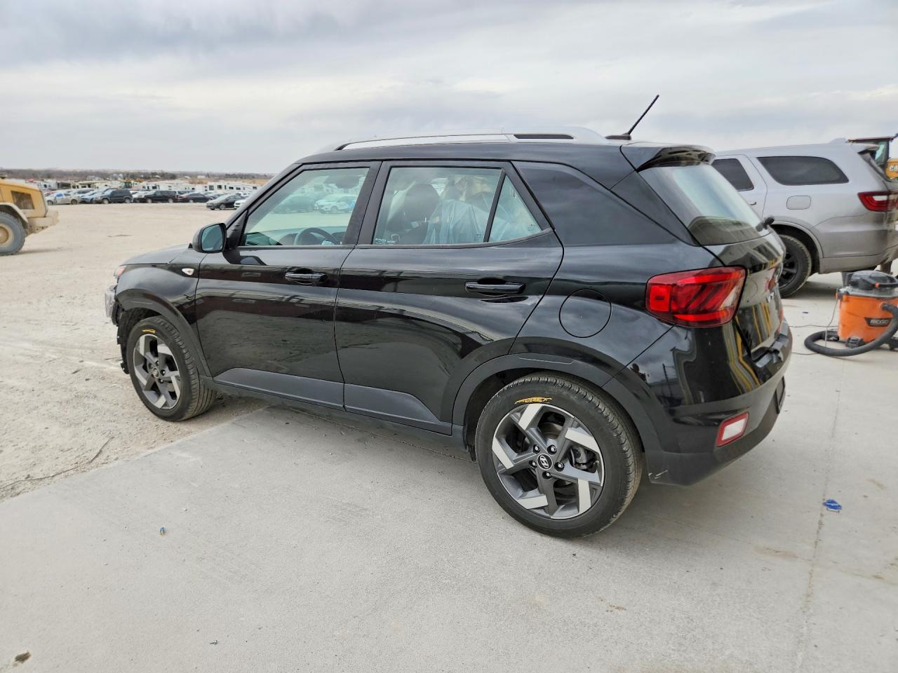 2024 Hyundai Venue Sel - Фото 2