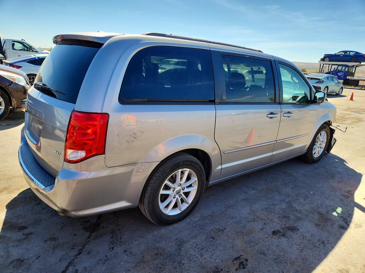 2016 Dodge Grand Caravan Sxt - Фото 3