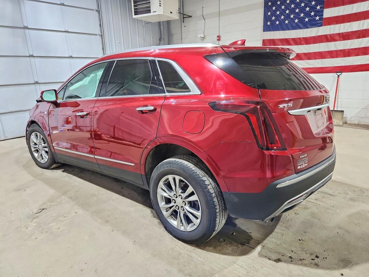 2020 Cadillac Xt5 Premium Luxury - Image 2