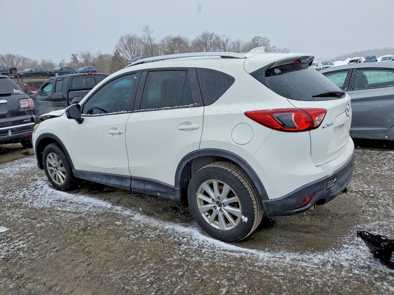 2014 Mazda Cx-5 Sport - Image 2