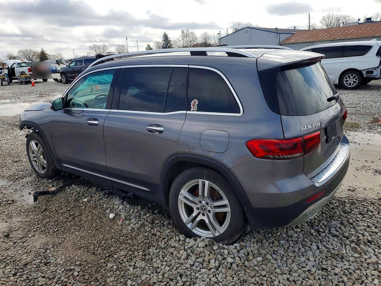 2021 Mercedes-Benz Glb 250 4Matic - Фото 2