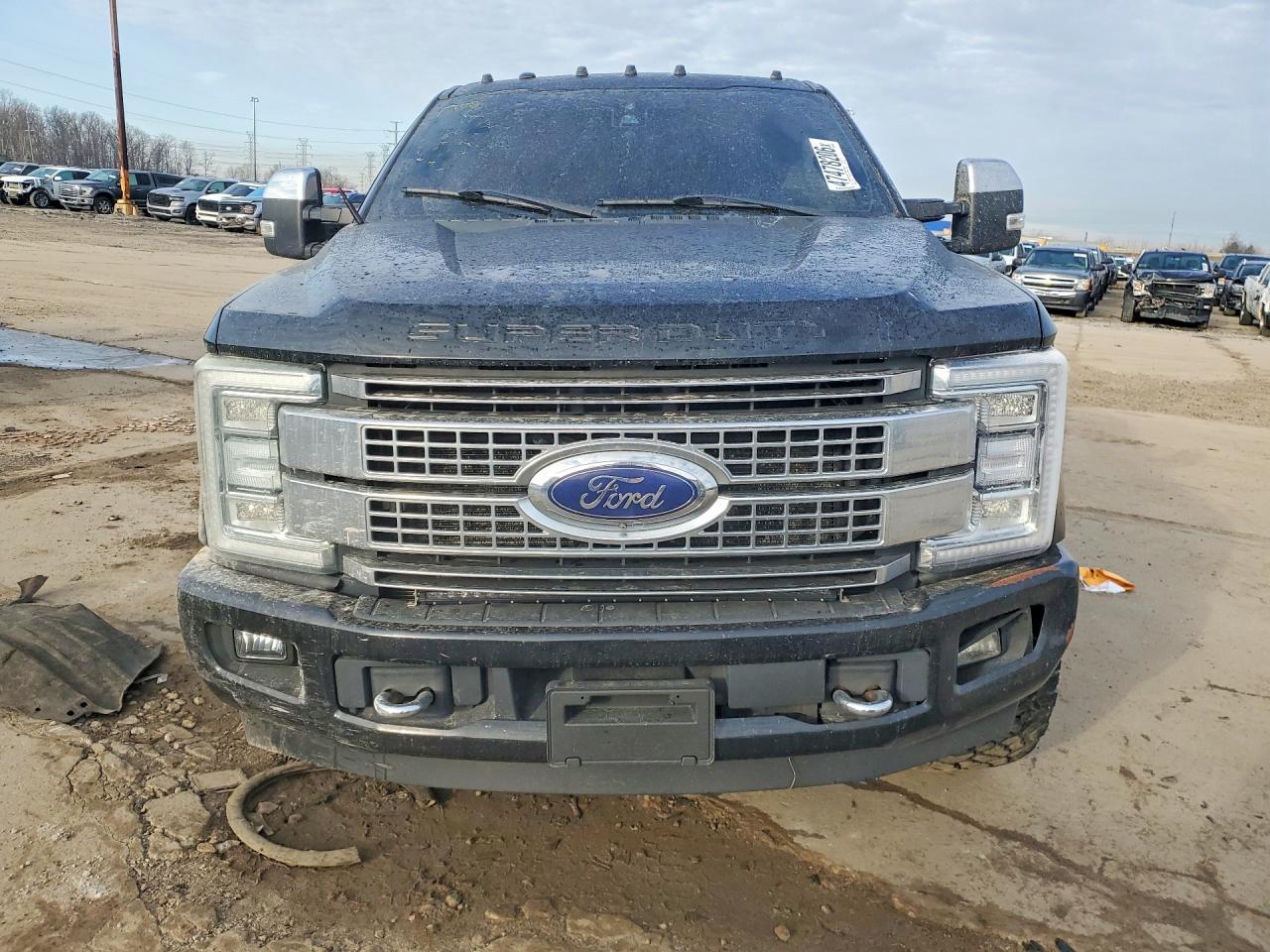 2017 Ford F350 Super Duty - Фото 5