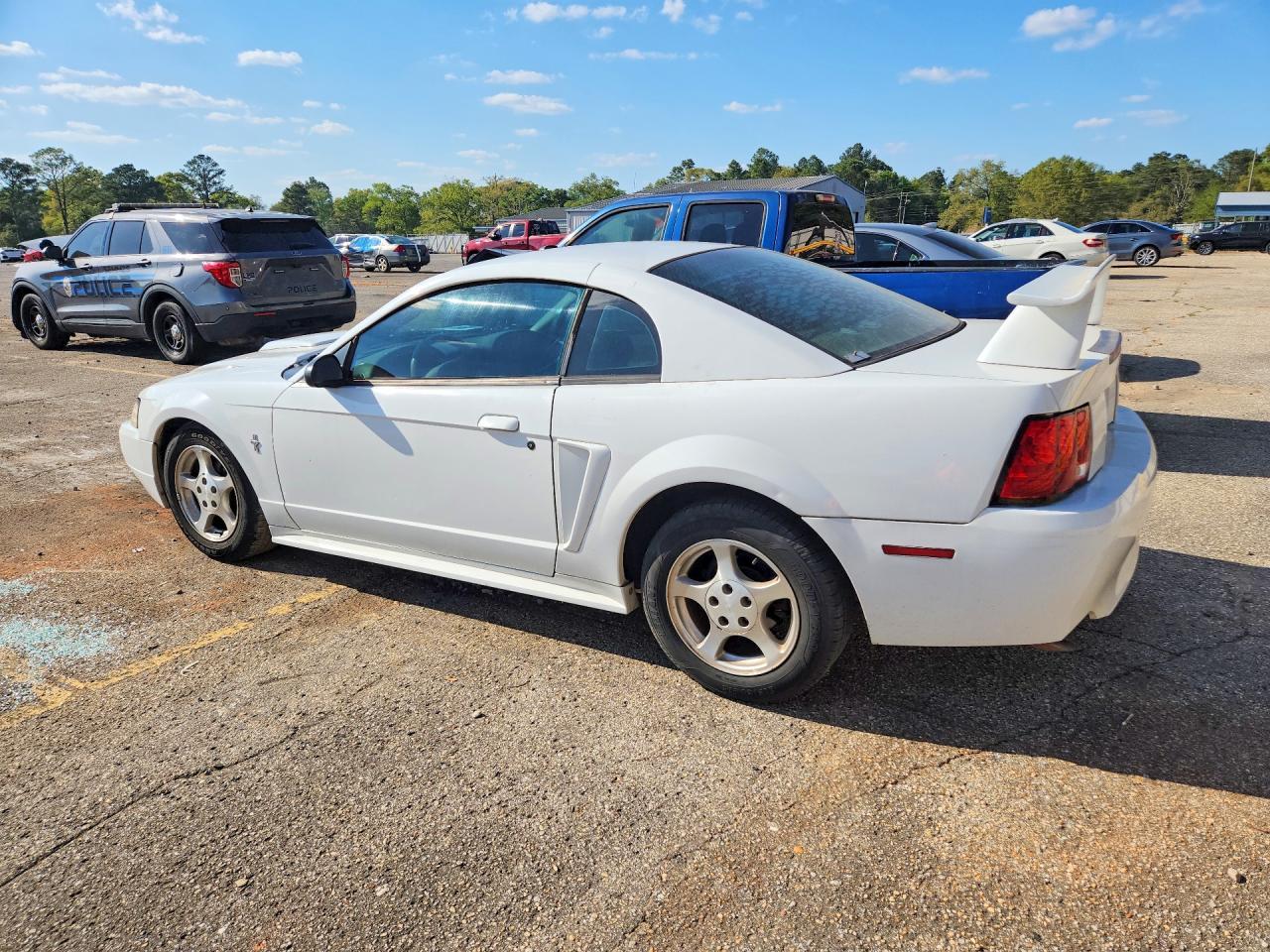 2003 Ford Mustang - Image 2