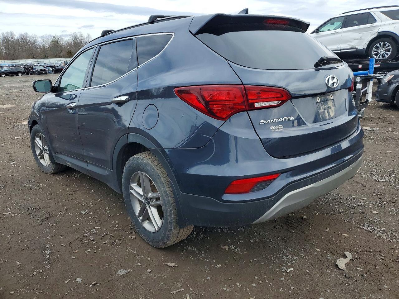2018 Hyundai Santa Fe - Фото 2