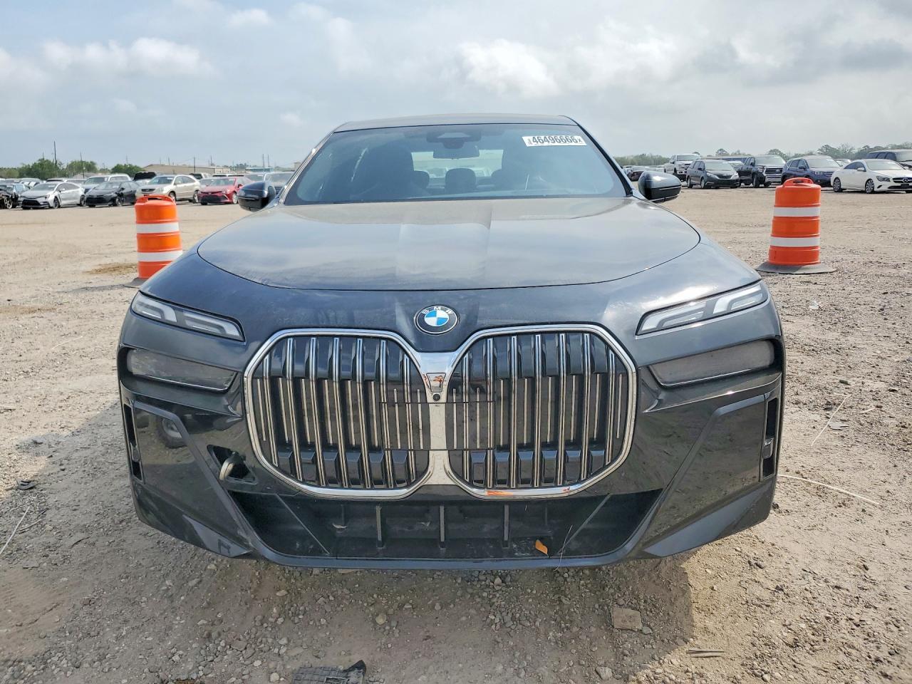 2023 BMW 740 I - Фото 5