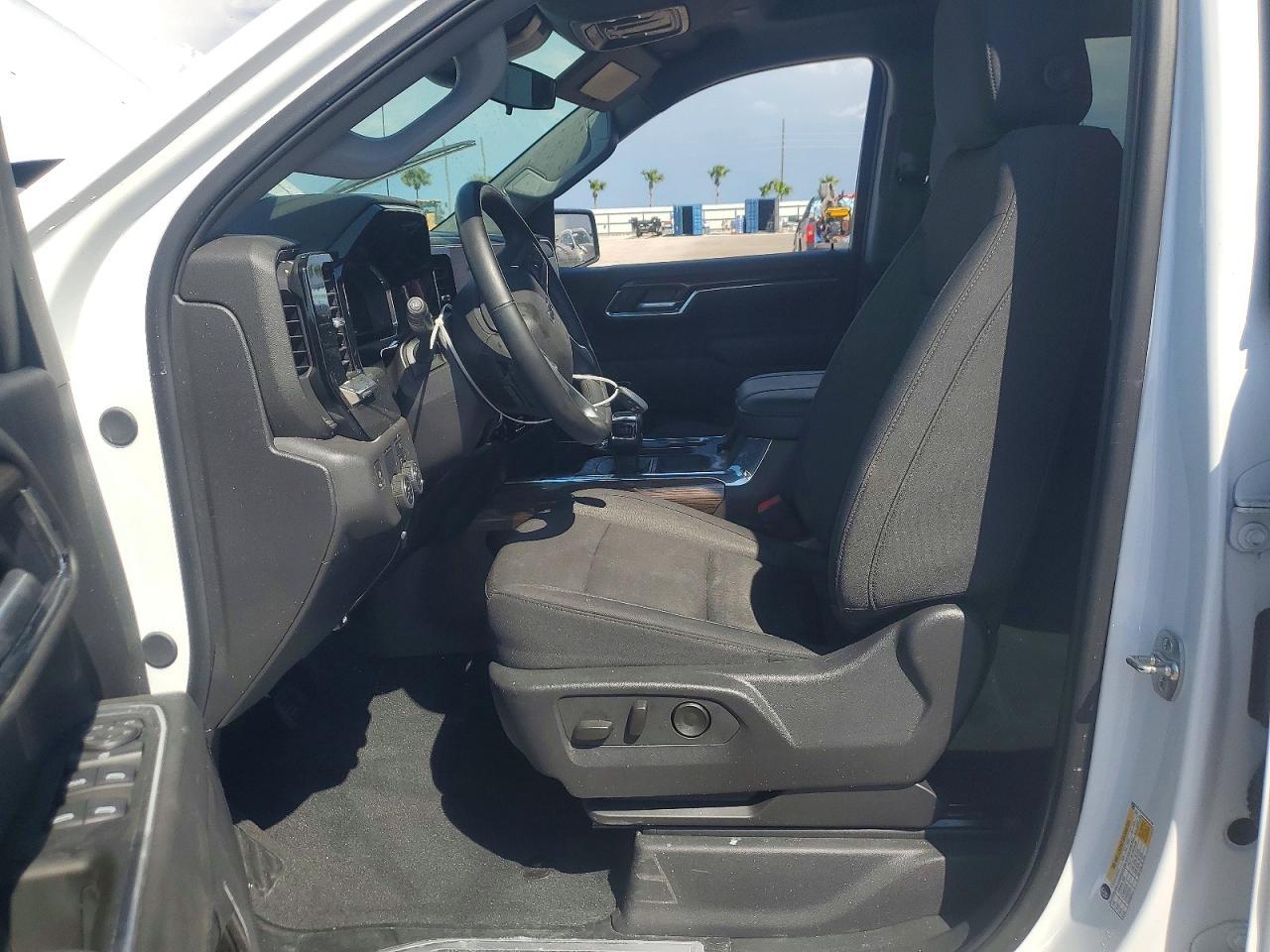 2025 Chevrolet Silverado C1500 Rst - Фото 7