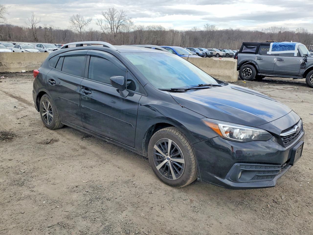 2021 Subaru Impreza Premium - Image 4