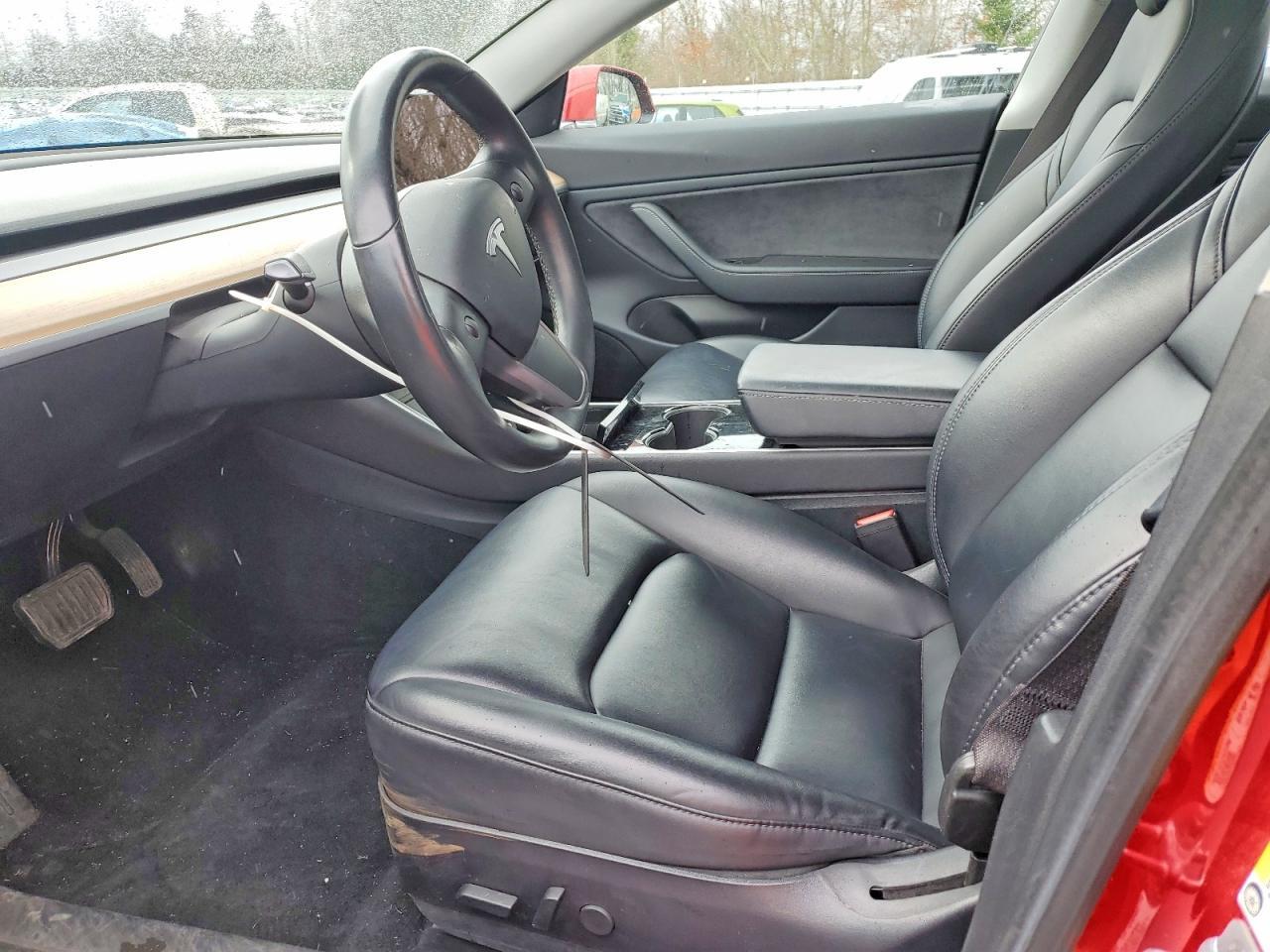 2018 Tesla Model 3 - Фото 7