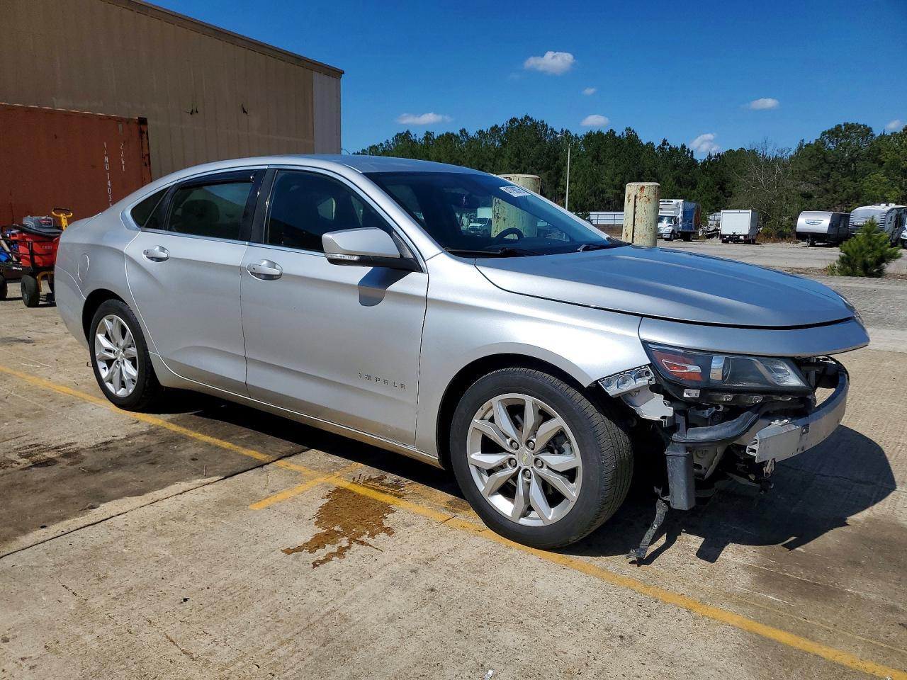 2018 Chevrolet Impala Lt - Image 4