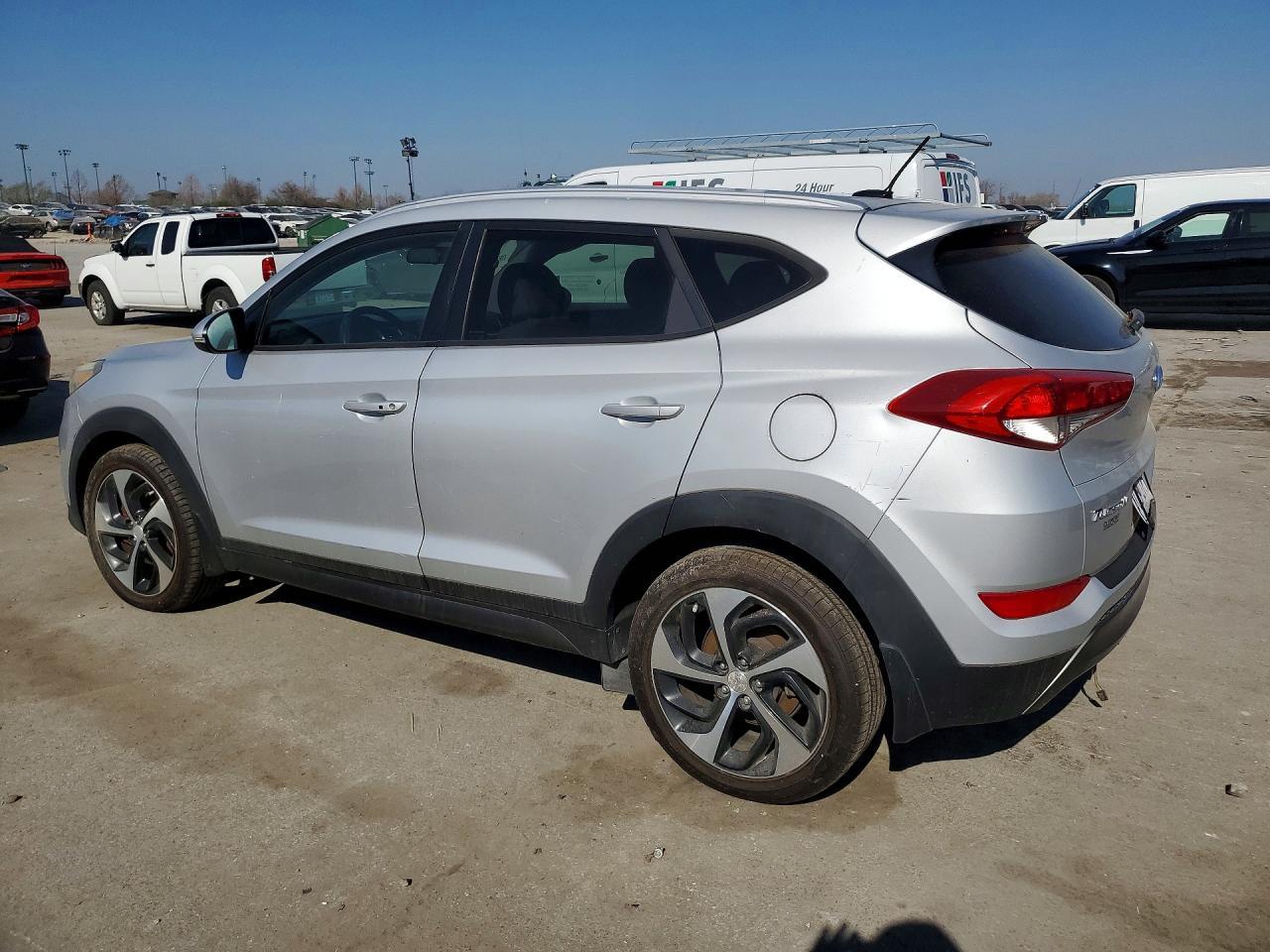 2016 Hyundai Tucson - Фото 2