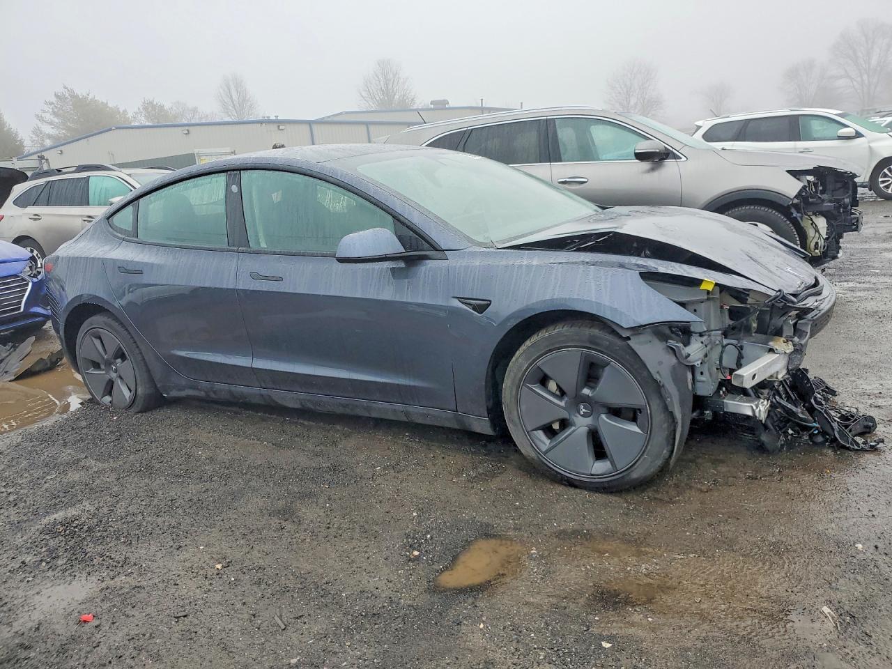 2021 Tesla Model 3 - Image 4
