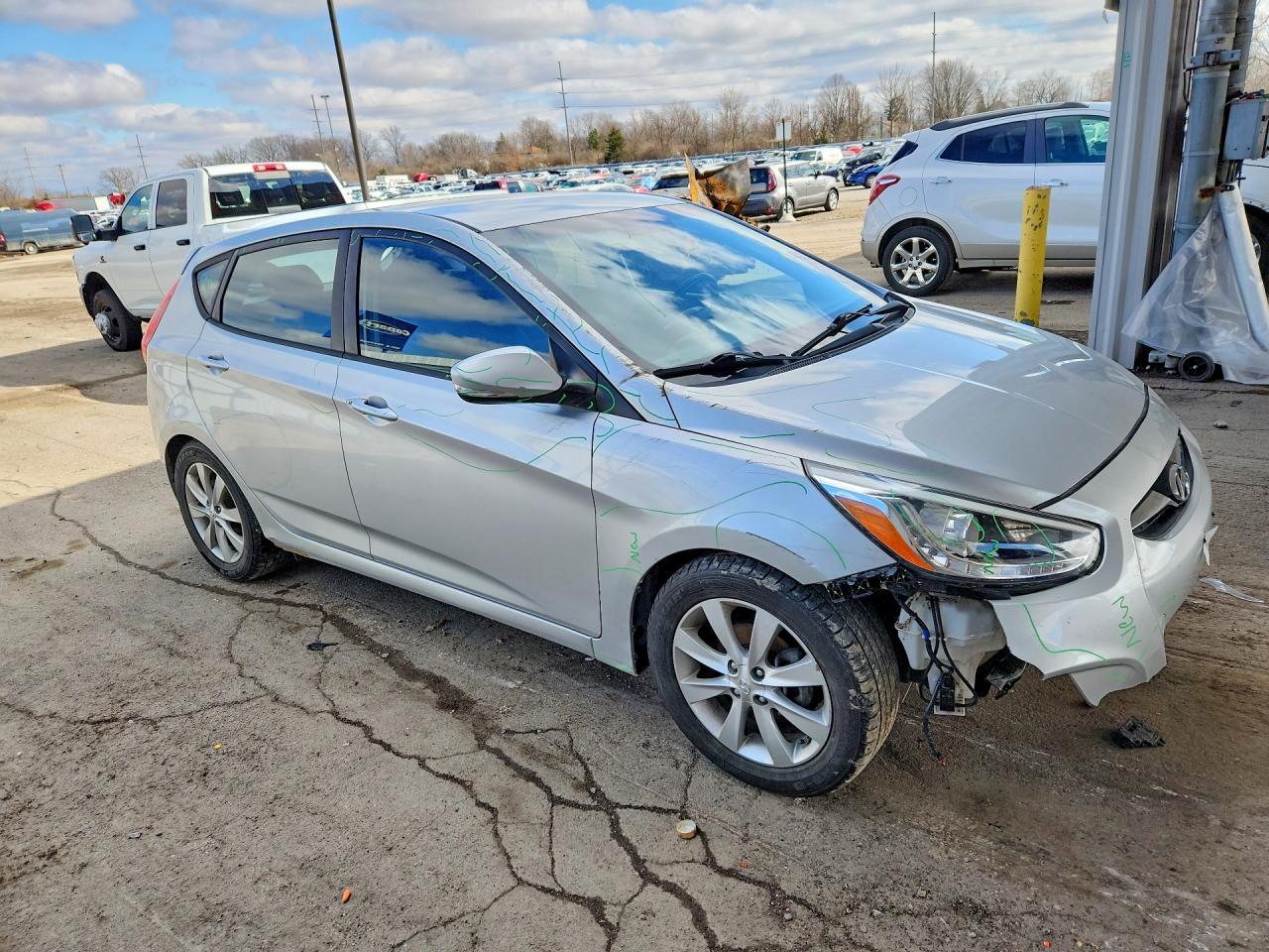 2014 Hyundai Accent Se - Image 4
