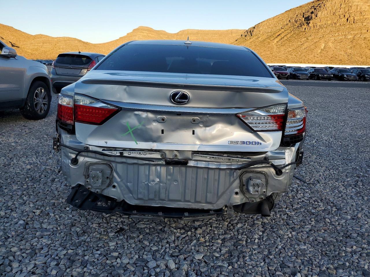 2013 Lexus Es 300H Base - Фото 6