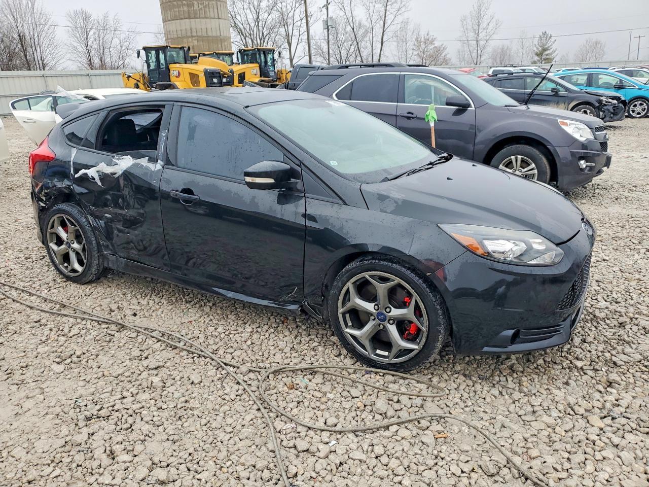 2014 Ford Focus St - Фото 4