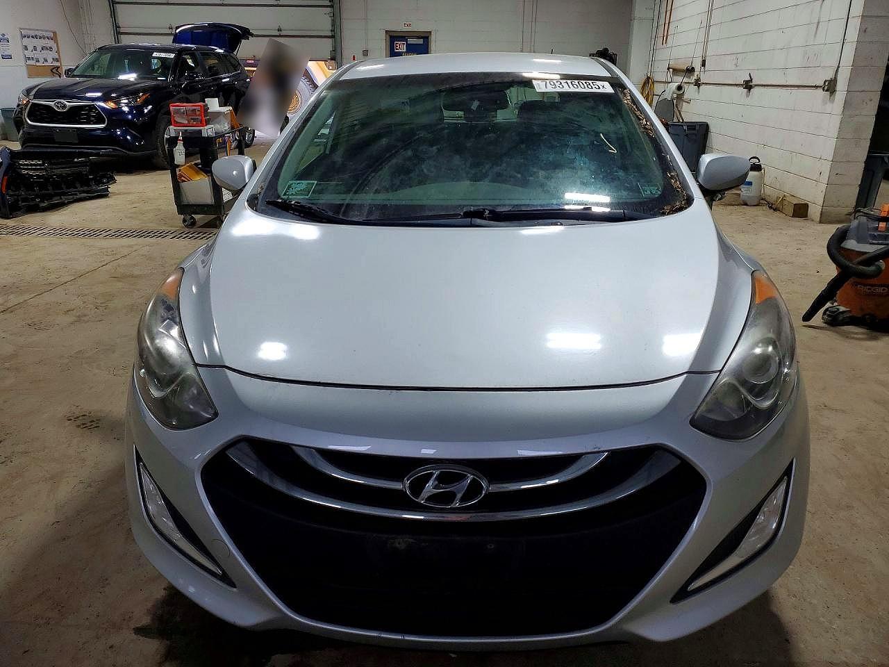 2013 Hyundai Elantra Gt Base - Image 5