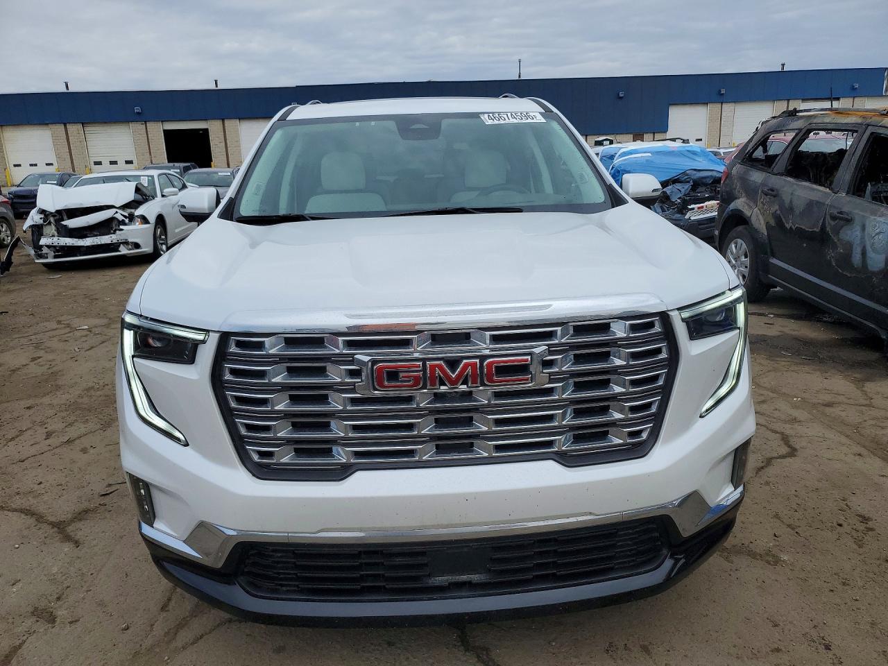 2024 GMC Acadia Denali - Image 5