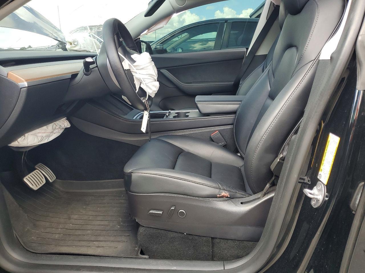 2022 Tesla Model Y - Фото 7