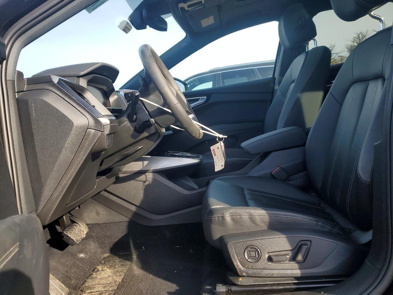 2022 Audi Q4 E-Tron Premium Plus - Фото 7