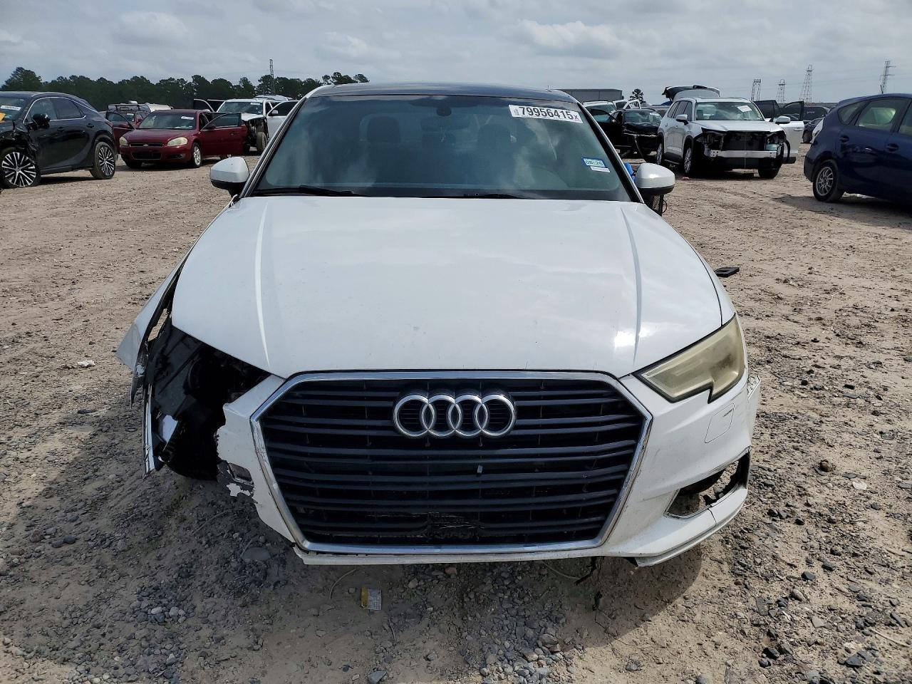2017 Audi A3 Premium - Фото 5