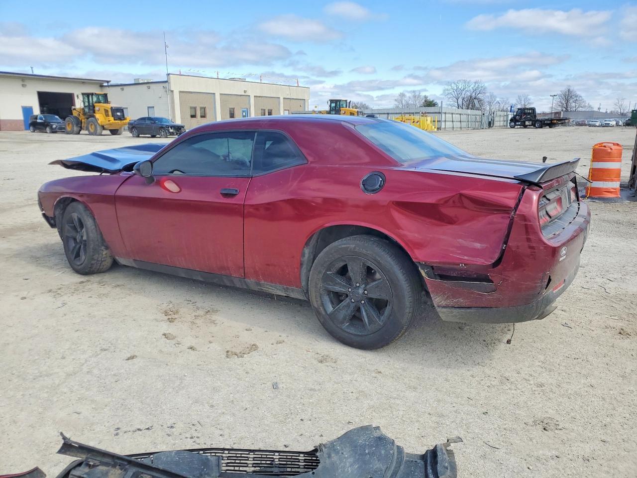 2019 Dodge Challenger Sxt - Image 2