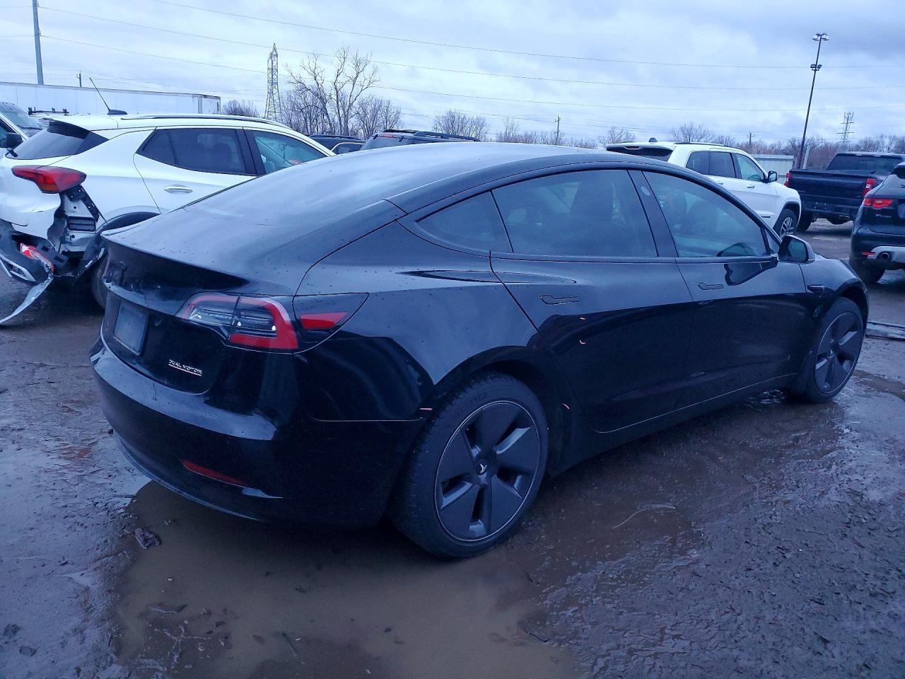 2019 Tesla Model 3 - Image 3
