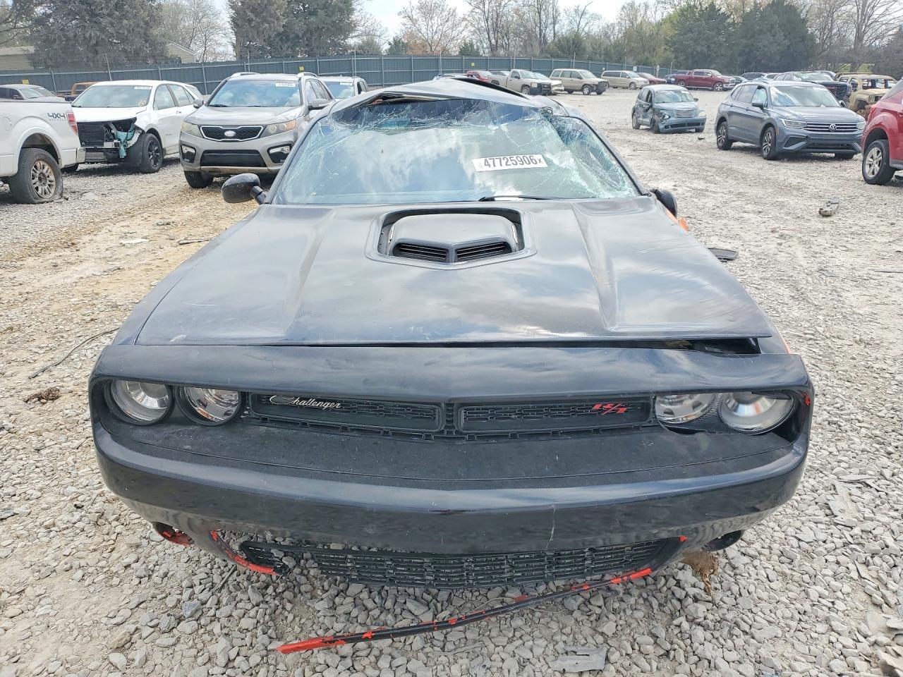 2009 Dodge Challenger R - Image 5