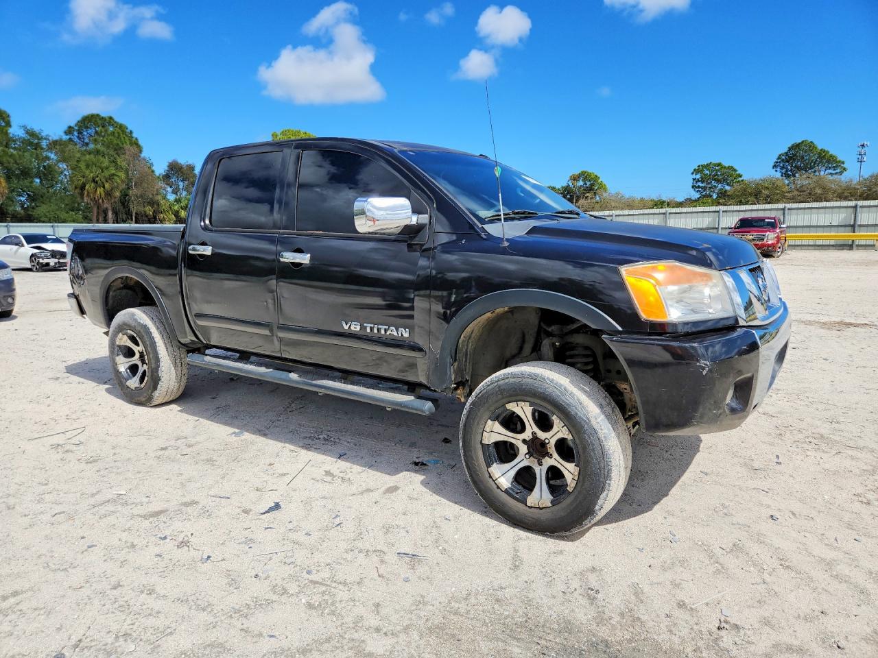2015 Nissan Titan Sv - Фото 4